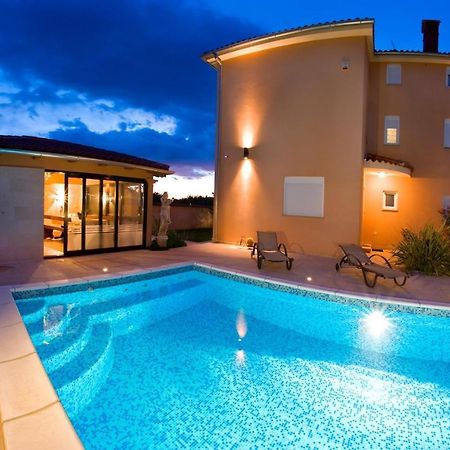 Villa Mihaela Fazana Ngoại thất bức ảnh