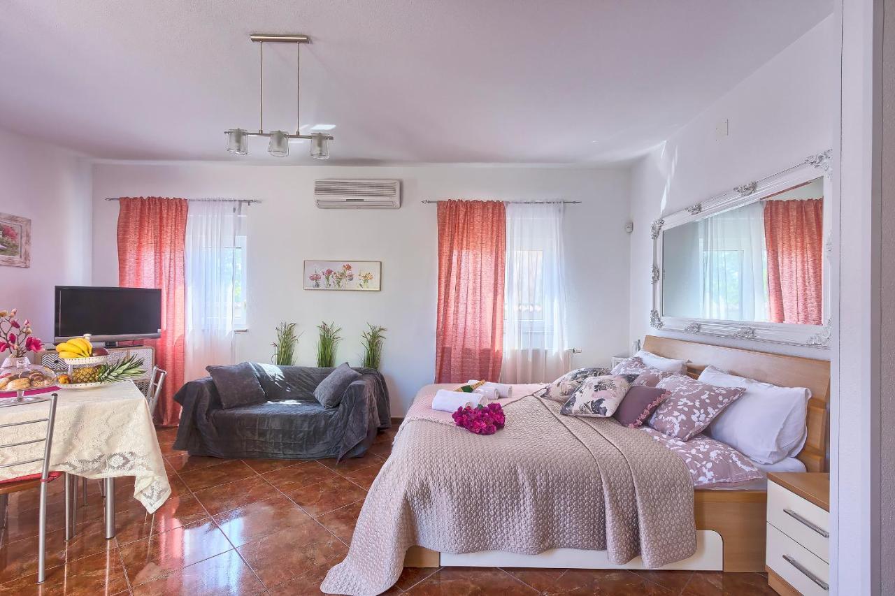 Villa Mihaela Fazana Ngoại thất bức ảnh