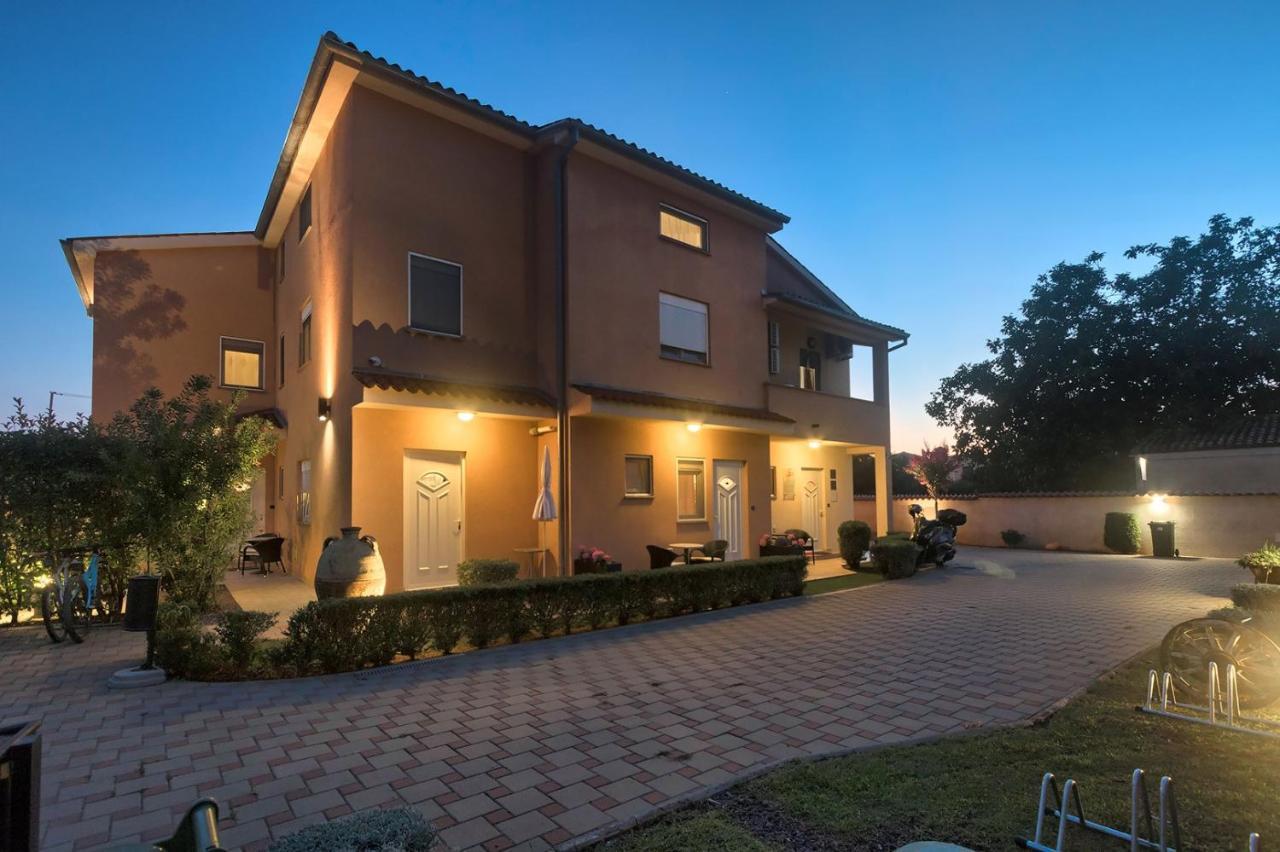 Villa Mihaela Fazana Ngoại thất bức ảnh