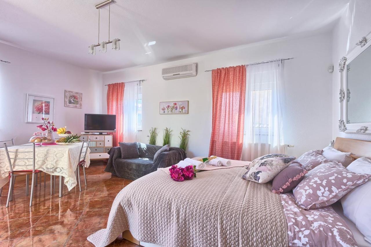 Villa Mihaela Fazana Ngoại thất bức ảnh